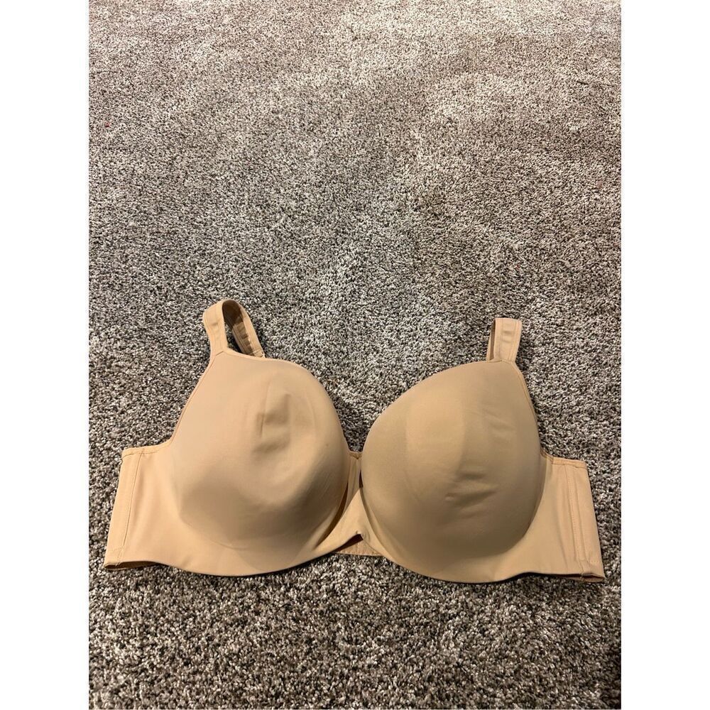 Cacique smooth light lined balconette bra size 46D C31-15
